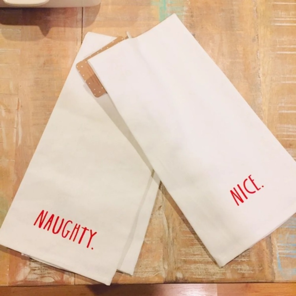 NWT Rae Dunn Kitchen Tea Towels Christmas red